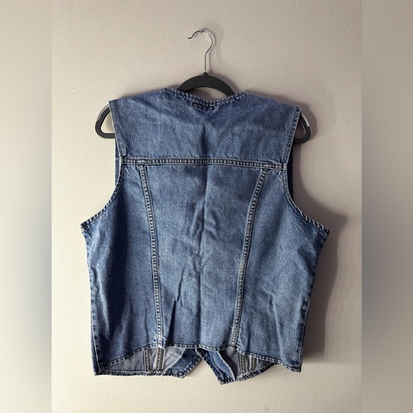 Vintage Levi’s vest - Picture 5 of 6